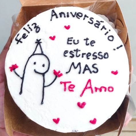 Bentô cake aniversário de marido/mulher! "Eu te estresso mas te amo" #bentocakenamorados #bentocakemarido #vargemgrandedosul #flork #florkfeliz #ateliededocesdaleh Bento Cake, Collage, Cake, Birthday, Pins, On Instagram, Instagram