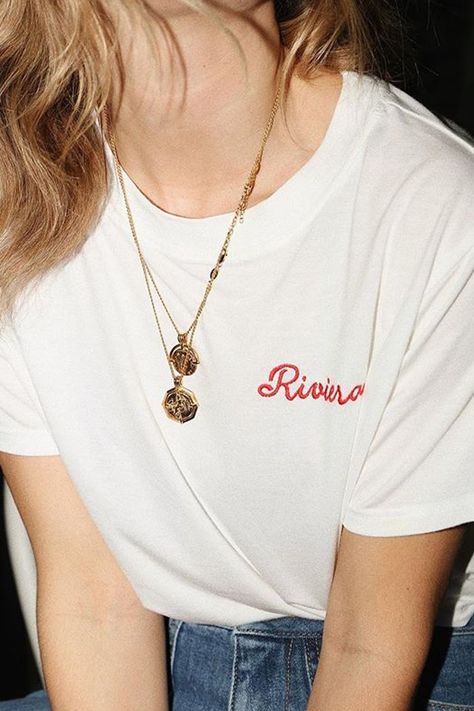 We're showing off the best coin necklaces to buy now, aka Lucy Williams' fave jewellery trend of the year. Fashion Me Now, Lucy Williams, Coin Pendant Necklace, Gold Chains For Men, Jewelry Fashion Trends, Gold Chain Jewelry, Best Jewelry Stores, Diy Schmuck, Coin Necklace