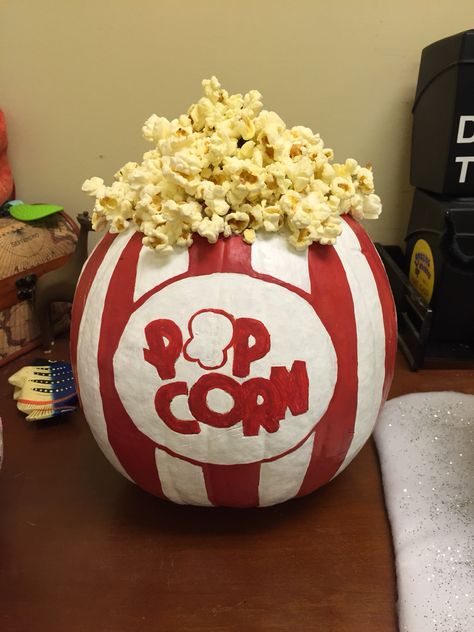 Popcorn Pumpkin, Cute Painted Pumpkin Ideas, Pumpkin Decorating Diy, Halloween Pumpkin Crafts, Creative Pumpkin Painting, Creative Pumpkin Decorating, Pumpkin Decorating Contest, No Carve Pumpkin Decorating, Pumpkin Contest