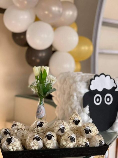 Eid Adha Mubarak Decoration, Eid Al Adha Aesthetic, Eid Adha Decoration, Eid Al Adha Decorations, Sheep Party, Islam Aesthetic, Eid Adha Mubarak, Eid Decorations, Eid Adha