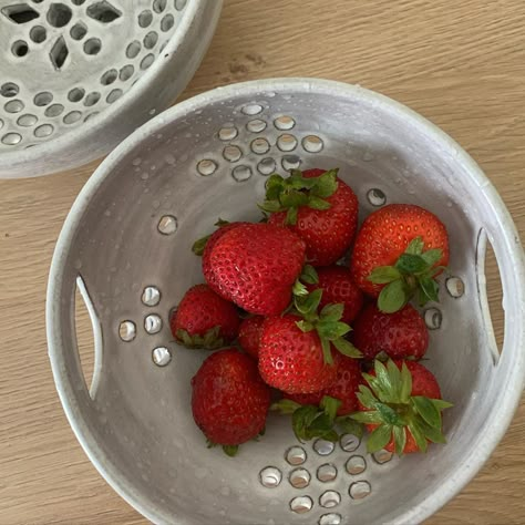 Berry Bowl Ceramic Pottery, Pottery Berry Bowl Handmade, Fruit Bowls Pottery, Berry Bowls Pottery Handmade Ceramic, Ceramic Berry Bowl Handmade, Ceramic Fruit Bowls, Berry Bowl Pottery, Berry Bowl Ceramic, Clay Berry Bowl