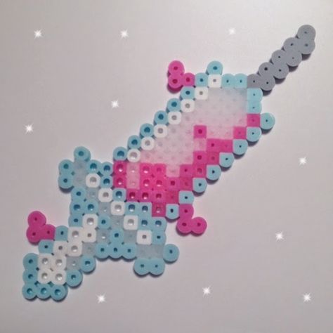 Perler Beads Ideas Y2k, Simple Peeler Bead Designs, Yami Kawaii Perler Beads, Kawaii Fuse Beads, Kawaii Fuse Bead Patterns, Trans Perler Bead, Perler Bead Asthetic Ideas, Perler Beads Y2k, Perler Shaker