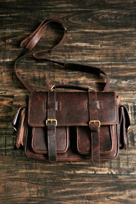 Postman Bag    - cowhide crazyhorse leather  - natural canvas lining  - adjustable sling    $80    #Bag #LeatherBag #Leather #PostmanBag Postman Aesthetic, 6th Form, Postman Bag, Aesthetic Outfits, Leather Satchel, Leather Handmade, Mini Bag, Camera Bag, Leather Bag