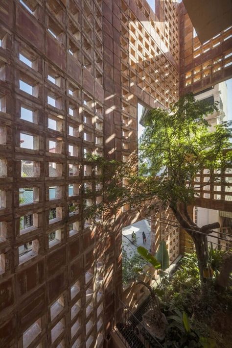 A Residential Design Where Nature Intertwines With Functionality | VTN Architects - The Architects Diary Vtn Architects, Thatched Roof, Brick Facade, Hanoi Vietnam, Brickwork, Residential Design, Modern Life, Architect Design, Hanoi