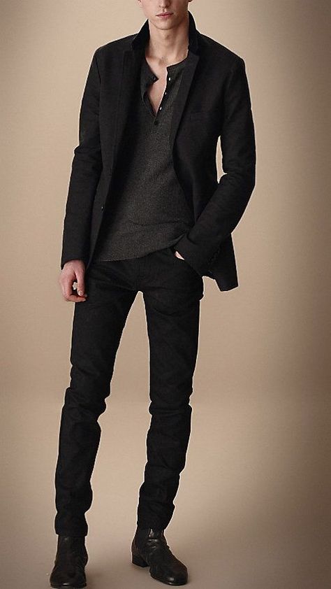 Casual Goth, Black Suit, Men Fashion Casual Outfits, Fashion Black, Mens Casual Outfits, Suit Fashion, Men Looks, Character Outfits, Stylish Men