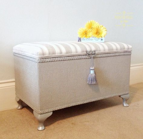 Blanket Box Makeover, Refinished Vintage Furniture, Trunk Makeover, Style Ottoman, Lloyd Loom, Old Trunks, Blanket Box, Room Makeover Bedroom, Furniture Restoration