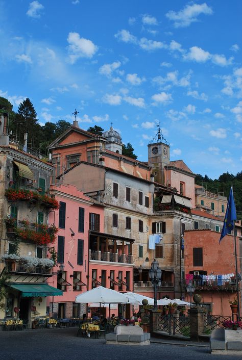 Nemi, Lazio, Italy - Nemi is a town and comune in the Metropolitan City of Rome (central Italy), in the Alban Hills overlooking Lake Nemi, a volcanic crater lake. It is 6 kilometres (4 mi) northwest of Velletri and about 30 kilometres (19 mi) southeast of Rome. Lazio Italy, Central Italy, Crater Lake, Quality Pictures, Cool Places, See The World, North West, This World, Beautiful Pictures