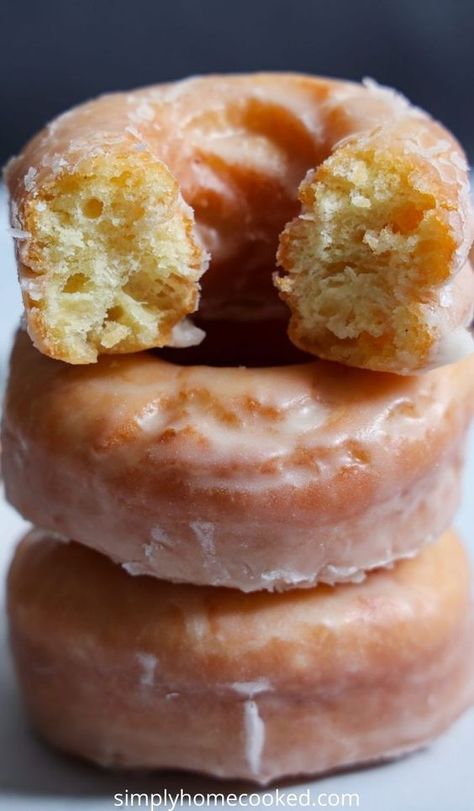 These Old Fashioned Sour Cream Donuts are deliciously soft and cakey on the inside, but with a nice crust on the outside, that’s covered in a sweet vanilla glaze. You have got to try these perfect donut shop donuts. Old Fashioned Sour Cream Doughnut, Vegan Old Fashioned Donut Recipe, Desserts With Sour Cream, Recipes With Sour Cream, Cream Donut Recipe, Sour Cream Donut, Doughnut Recipes, Old Fashioned Donut, Cream Donut