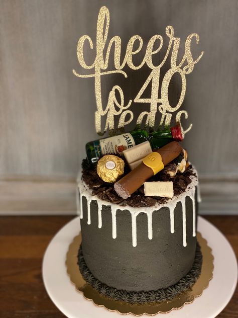 Jameson Birthday Cake, 40th Birthday Cake Ideas, 40th Birthday Cake, Whiskey Cake, 40th Birthday Cakes, Birthday Cake Ideas, Birthday Bash, 40th Birthday, Cake Ideas