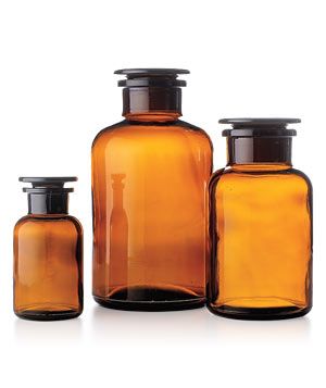 Essential Oil Claims – The Dangers Keep On Coming  https://skeptoid.com/blog/2014/04/05/essential-oil-claims-the-dangers-keep-on-coming/ Colored Bottles, Amber Glassware, Old Glass Bottles, Cosmetics Ingredients, Pill Bottles, Apothecary Bottles, Amber Glass Bottles, Fruit Painting, Vintage Bottles