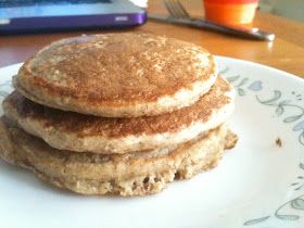 Oatmeal Blender Pancakes, Applesauce Pancakes, Oat Flour Pancakes, Spice Pancakes, Berry Coulis, Blender Pancakes, Pumpkin Spice Pancakes, Oat Pancakes, Oatmeal Pancakes