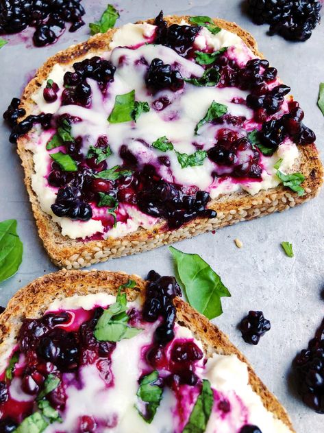 Honey Goat Cheese, Cheese Toast, Toast Recipes, Snack Time, Trader Joes, So Sweet, Goat Cheese, Blackberry, Love Food