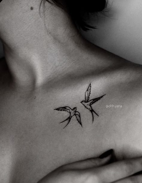 Ephemeral Tattoo, Sparrow Tattoo, Bone Tattoos, Bird Tattoos, Classy Tattoos, Tiny Tattoo, Collar Bone Tattoo, Bird Tattoo, Discreet Tattoos