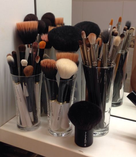 My MAC brush collection :)) Best tools for a flawless makeup.. Makeup Brushes Collection, Makeup Brush Collection, Makeup Brushes Organization, Makeup Brush Set Aesthetic, Make Up Brushes Aesthetic, Makeup Brush Aesthetic, Makeup Brushes Aesthetic, Artistic Hobbies, Vanity Makeup Rooms