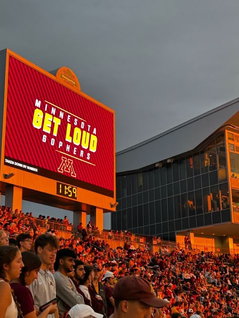 University Of Minnesota Game Day Outfits, U Of Minnesota, University Of Minnesota Aesthetic, Minnesota University, University Of Minnesota Twin Cities, Class Aesthetic, Row The Boat, Stone Arch Bridge, Rec Center