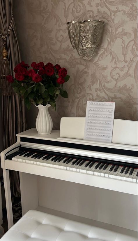 Piano Snap, White Piano Aesthetic, Cozy Office Space, Blue Home Offices, Piano Aesthetic, Dream House Aesthetic, Piano Decor, White Piano, Art Studio Room