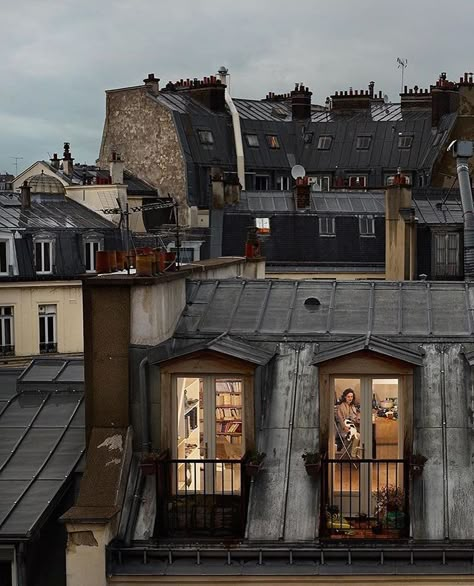 Paris Vibes, Paris Aesthetic, Future Apartment, Living In Paris, The Balcony, Dream Apartment, City Aesthetic, Pretty Places, Apartment Building