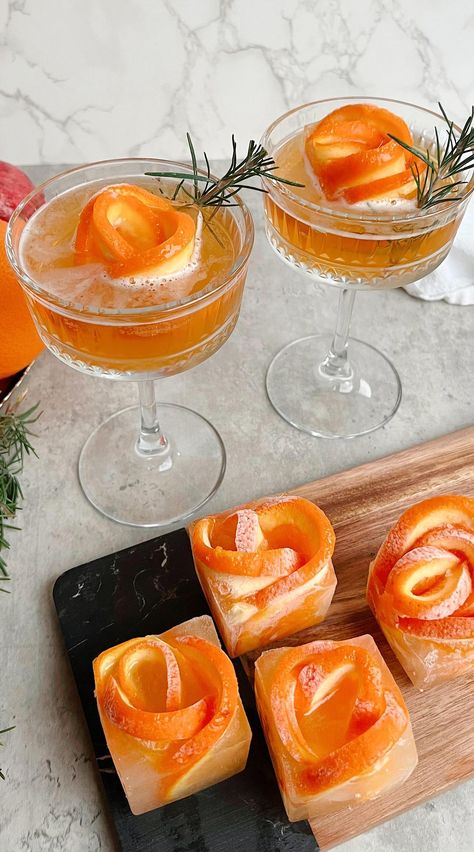 Keep this handy for an effortless hosting tip! Learn how to create beautiful orange rose ice cubes, the perfect addition to your holiday gatherings. Fun Drink Recipe, Yummy Alcoholic Drinks, Silicone Ice Cube Tray, Fancy Drinks, Amazon Storefront, Brunch Party, Ice Cube Tray, Food Decoration, A Drink