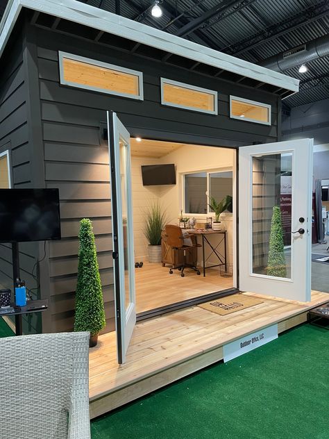 null Outdoor Office Space, Outdoor Office Shed, Beach House Floor Plans, Backyard Gym, Folding Windows, Photography Room, Salon Life, Office Shed, Backyard Walkway