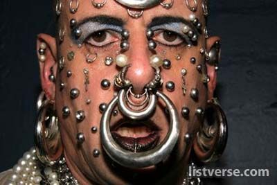 Why?and OUCH! Snug Piercing, Bizarre Photos, Creepy Horror, Facial Piercings, Eyebrow Piercing, Face Tattoos, Body Piercings, Body Modifications, Body Mods