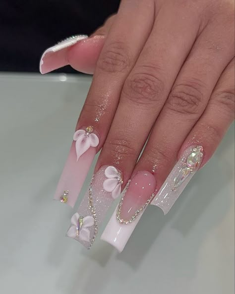 Long Nail Ideas 3d Flower, Cute Medium Acrylic Nails Ideas, Wedding Nails Long Almond, Repunzle Nail Ideas, Nail Ideas Diamonds, El Salvador Nails, Baddie Nail Inspo Acrylic, Acrylic Nail Designs Bling, Blinged Out French Tip Nails