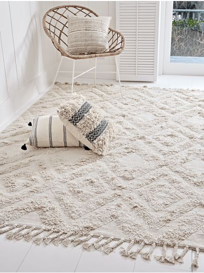 Luxury Rugs, Neutral Room, Rug Buying Guide, Cream Colour, Luxury Rug, Lounge Room, Bedroom Carpet, My New Room, Living Room Carpet