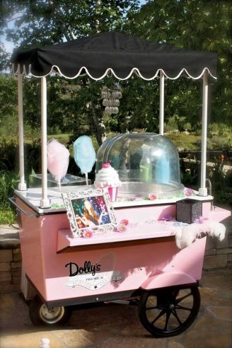 Party Rental Ideas, Ice Cream Car, Candy Car, Candy Stand, Sweet Carts, Idee Babyshower, California Food, Food Cart Design, Candy Cart