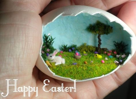 A Miniature World Inside an Easter Egg Easter Hunt, Happy Easter Wishes, Easter Egg Designs, Easter Wishes, Egg Art, Egg Decorating, Easter Fun, Easter Diy, Spring Crafts