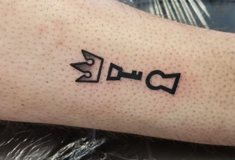 Simple Kingdom Hearts Tattoo, Kh Tattoo, Keyblade Tattoo, Charlie Tattoo, Heartless Tattoo, Hearts Tattoos, Kingdom Hearts Tattoo, Pop Culture Tattoos, 2024 Tattoo