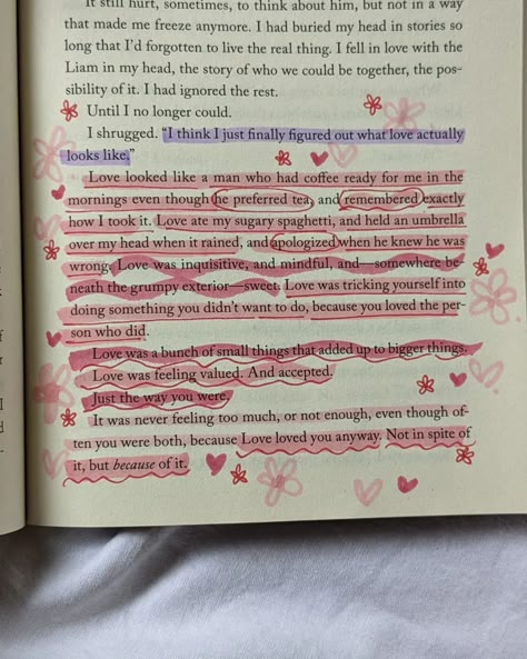 💬 what are you currently reading? a novel love story by @heyashposton // review ⭐⭐⭐⭐⭐ "A Novel Love Story" by Ashley Poston is the ultimate dream for every book lover who’s ever wished they could jump right into their favorite book world. Like, imagine your car breaks down, and you find yourself in a cute AF town that’s straight out of a romance novel. Umm, sign me up, please?! Meet E niileen Merriweather, our girl who’s just trying to find some peace in her beloved books. But things take... A Novel Love Story Book Aesthetic, A Novel Love Story, Love Story Titles, Love Story Books, Bookstore Owner, Ashley Poston, Books Annotations, Love Stories To Read, Book Romance