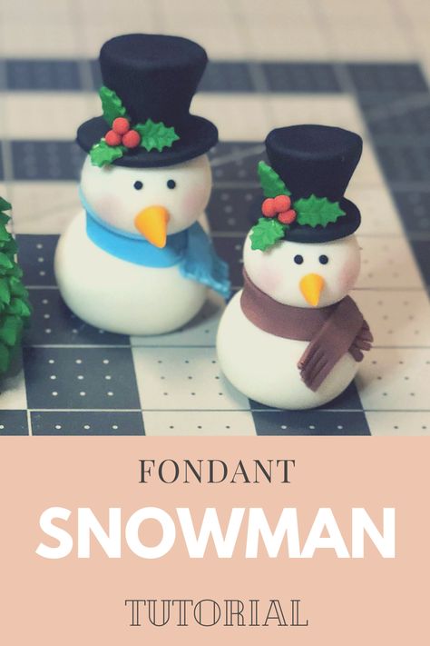 Easy Christmas Cake Decorating Ideas Fondant, Fondant Snowman, Easy Fondant Decorations, Easy Christmas Cake Decorating Ideas, How To Make Snowman, Fimo Christmas, Christmas Fondant, Christmas Cakes Easy, Snowman Cake