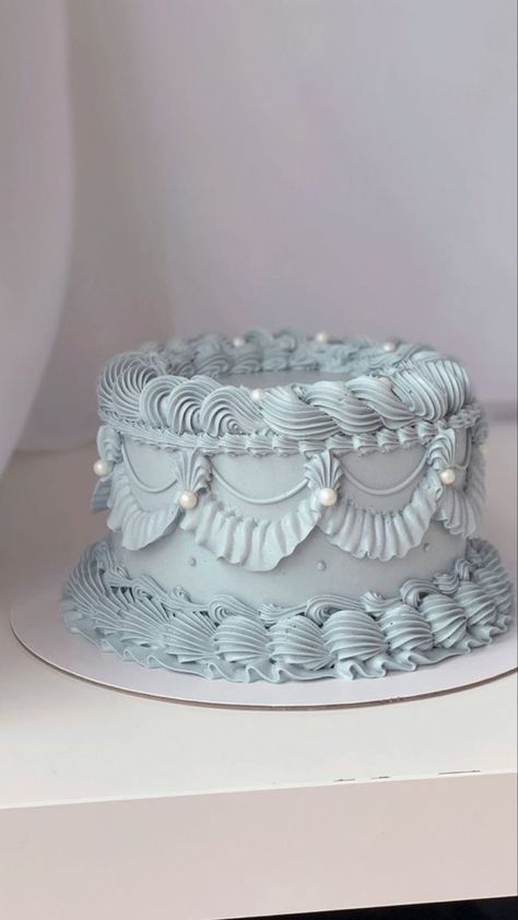 White And Blue Vintage Cake, Popular Cakes Designs, Blue Lambeth Cake, Cinderella Birthday Cake Simple, Something Blue Cake, Light Blue Vintage Cake, Vintage Heart Cake Blue, Baby Blue Birthday Cake, Light Blue Birthday Cake