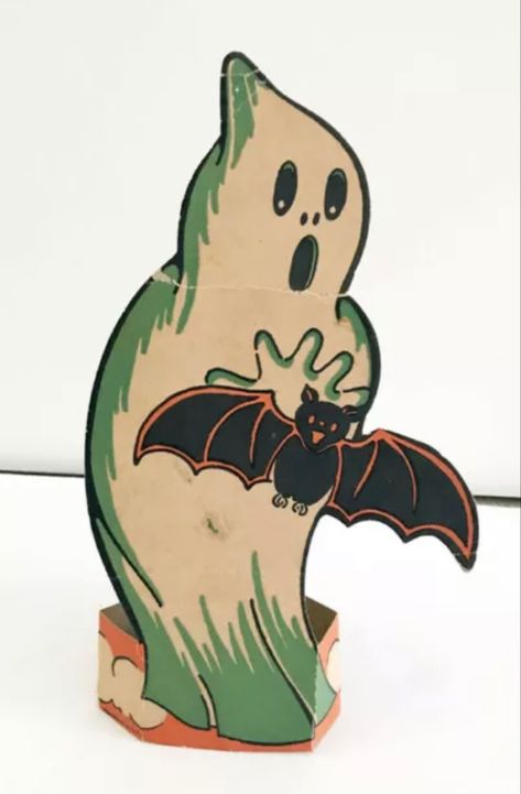 Vintage Halloween Ghost, Vintage Halloween Images, Vintage Ghost, Ghost Bat, Halloween Ghost Decorations, Homemade Halloween Decorations, Halloween Rocks, Halloween Table Decorations, Halloween Collectables