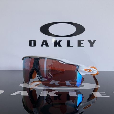 Oakley Radar Ev Path Prizm 

👉Oakley sunglasses... - Depop Oakley Radar Ev Path, Oakley Radar Ev, Apple Wallpaper, Triathlon, Oakley Sunglasses, Lenses, Running, Sunglasses, Green