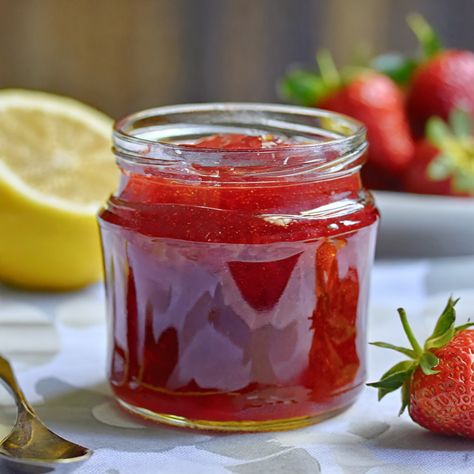 Cooked Strawberry Jam - CERTO Liquid | Certo | Recipes - Kraft Heinz Strawberry Jam Recipe Canning No Pectin, Surejell Strawberry Jam Recipe, Strawberry Jam No Pectin, Sure Jell Strawberry Jam, Certo Strawberry Jam, Strawberry Jam Recipe, Ketogenic Diet For Beginners, Homemade Strawberry Jam, Jam Recipe