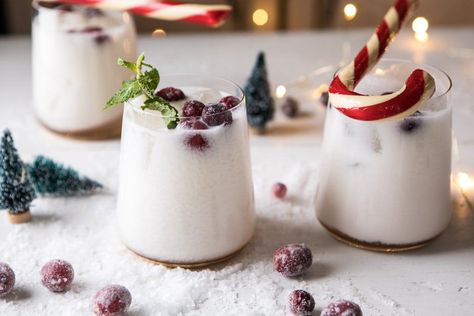 Yogurt Panna Cotta, Cranberry Compote, Cherry Topping, Quick Dessert, Fruit Yogurt, Creamy Desserts, Köstliche Desserts, Eat Dessert First, German Food