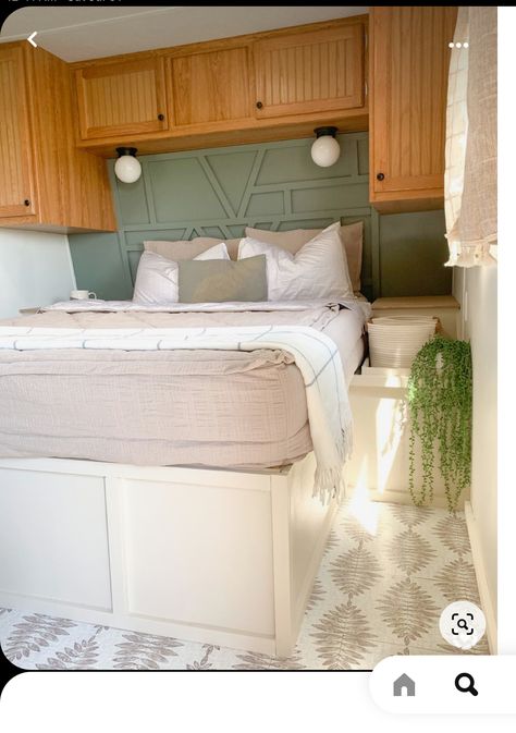 Camper Accent Wall Ideas, Camper Master Bed Remodel, Camper Bedroom Remodel, Rv Bedroom Ideas, Small Travel Trailer Remodel, Small Camper Interior, Small Travel Trailer, Rv Decorating, Interior Makeover