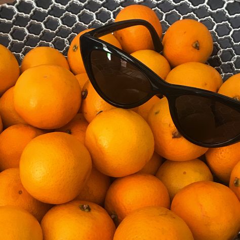 Mandarin Aesthetic, Aesthetic Glasses, Orange Aesthetic, Aesthetic Photo, Mars, Retro Vintage, Wallpapers, Sunglasses, Orange