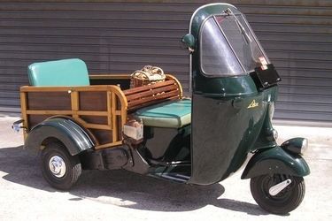 Vespa Motor Scooters, Vespa Ape, Kombi Motorhome, Classic Vespa, Retro Scooter, 3 Wheeler, Piaggio Ape, Moto Scooter, Microcar