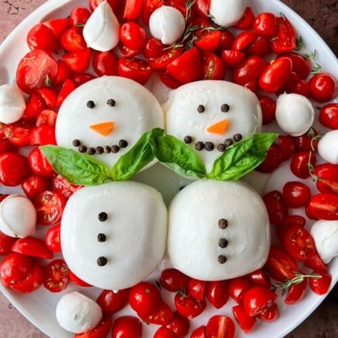 Burrata Snowman Appetizer, Snowman Burrata, Burrata Snowman, The Modern Nonna, Modern Nonna, No Knead Bread, Types Of Cheese, Lettuce Leaves, Cafe Menu