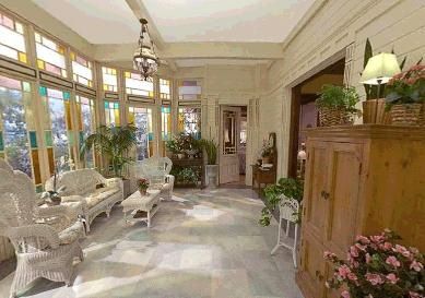 Halliwell Manor - Solarium Victorian Sunroom, Charmed Manor, Charmed House, Charmed Quotes, Halliwell Manor, Moody Maximalist, Charmed Season 1, Manor Interior, Practical Magic House