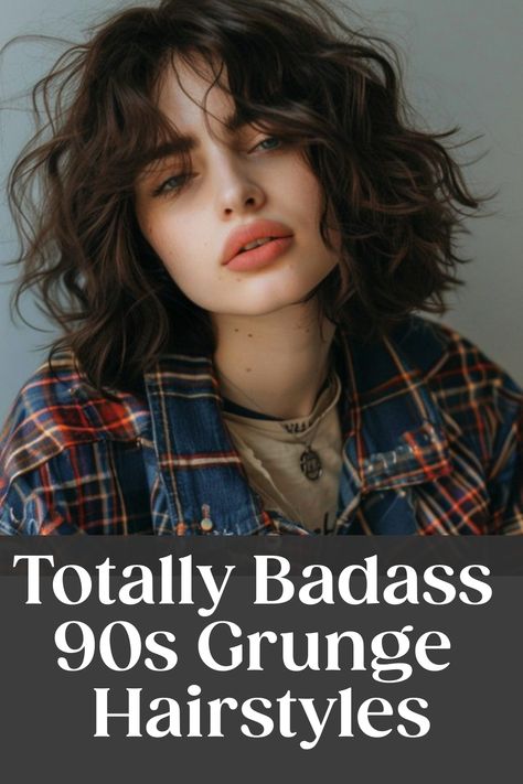 Young woman with wavy, tousled hair wearing a plaid shirt, epitomizing 90s grunge fashion. Text: "Totally Badass 90s Grunge Hairstyles". 90s Pixie Haircut Aesthetic, 90s Style Layers, 90s Haircuts Grunge, Rocker Girlfriend Hair, 90s Space Buns Grunge, Women Rock Hairstyles, Kate Moennig Hair, Grunge Lob Haircut, Cute Hair 40 Year Old