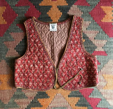 70s Vest Outfits, Boho Vest Outfit, Sew Waistcoat Vest Pattern, Vintage Embroidered Vest For Festivals, Indian Vest, Indian Floral Pattern, Patchwork Waistcoat, Festive Folk-style Fitted Vest, Quilted Vest Outfit