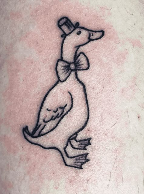 Goose Tattoo Design Images (Goose Ink Design Ideas) Goose Doodle Tattoo, Cartoon Goose Tattoo, Funny Goose Tattoo, Runner Duck Tattoo, Funny Flash Tattoo Ideas, Goose Tattoo Traditional, Funny Duck Tattoo, Silly Goose Tattoo, Ducky Tattoo