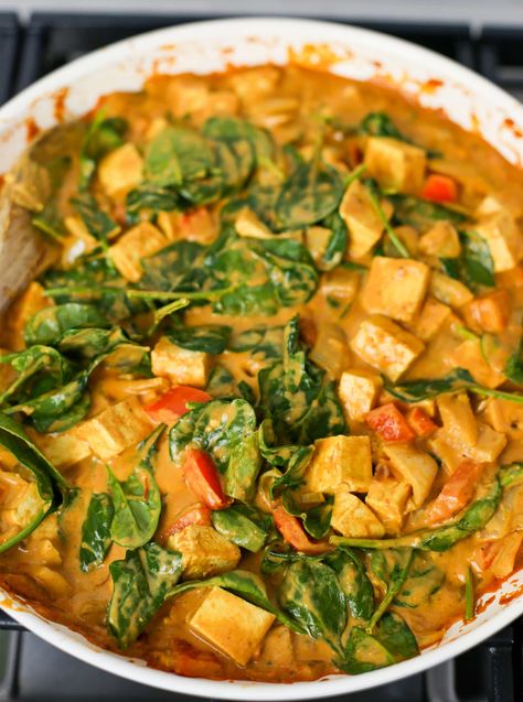 Vegan Tofu Curry, Tofu Coconut Curry, Pan Tofu, Curry Tofu, Mild Curry, Coconut Curry Recipes, Tofu Recipes Easy, Tofu Curry, Tofu Vegan