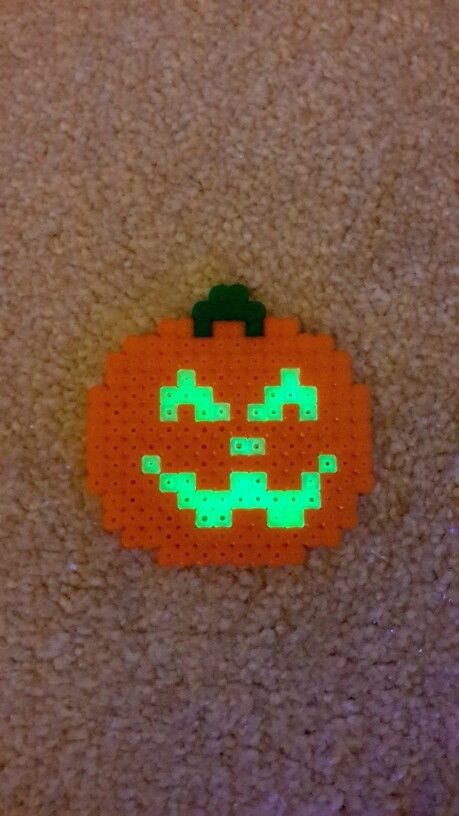 Pumpkin Pearler Bead, Pumpkin Hama Beads, Halloween Hamma Beads, Pumpkin Perler Bead Patterns, Halloween Fuse Beads, Fuse Beads Patterns Templates, Pumpkin Perler Beads, Fall Perler Bead Patterns, Perler Beads Halloween