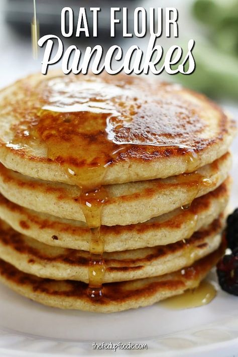 Oat Flour Pancakes, Pancakes Banana, Oatmeal Flour, Oat Flour Recipes, Healthy Pancake, Pancakes Pancakes, No Flour Pancakes, Flour Pancakes, Pancake Recipe Easy