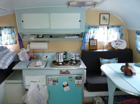 14' scotty campers | Serro Scotty at the 2010 TCT NE Rally Scotty Camper, Serro Scotty, Vintage Camper Interior, Go Glamping, Vintage Rv, Vintage Campers Trailers, Backyard Camping, Vintage Caravans, Trailer Ideas