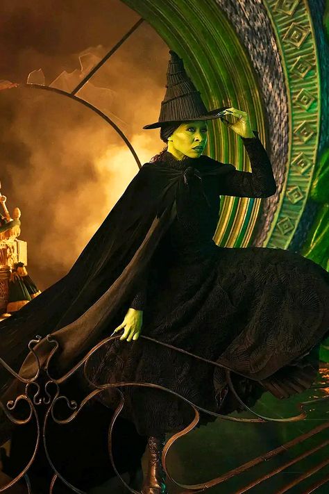 Cynthia Erivo as Elphaba in Wicked | Vanity Fair | March 21, 2024 | 📷 Sophy Holland Wicked Musical Broadway, Wicked Movie, Elphaba And Glinda, Wicked Musical, Tony Award, Wicked Witch Of The West, Glinda The Good Witch, Cynthia Erivo, Land Of Oz