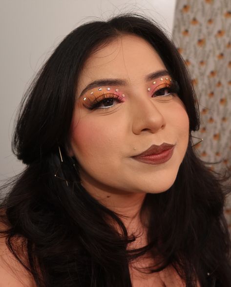 Happy Pride!!! First pride look of the month inspired by the lesbian flag 🩷🧡🤍 • • • #lesbian #pridemakeup #pridemonth #makeup #makeupartist Lesbian Eye Makeup, Lesbian Pride Makeup Look, Lesbian Flag Makeup, Lesbian Flag Makeup Look, Lesbian Makeup, Pride Nails Lesbian Flag, Pride Makeup Lesbian Flag, Lipstick Lesbian Flag, Pride Makeup